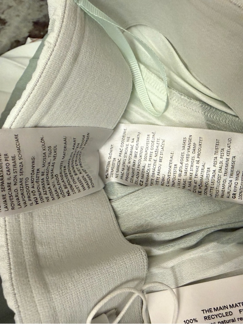 Marimekko Pleated Wave-Pattern Midi Skirt in Sage and White - Picture 4 of 9